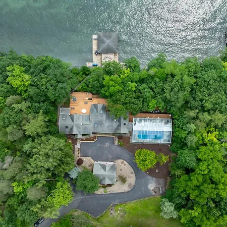 Lake House W/ Indr Pool And Jacuzzi